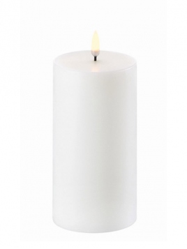 LED Pillar Candle (=7,8cm) von Uyuni Lighting in NordicWhite